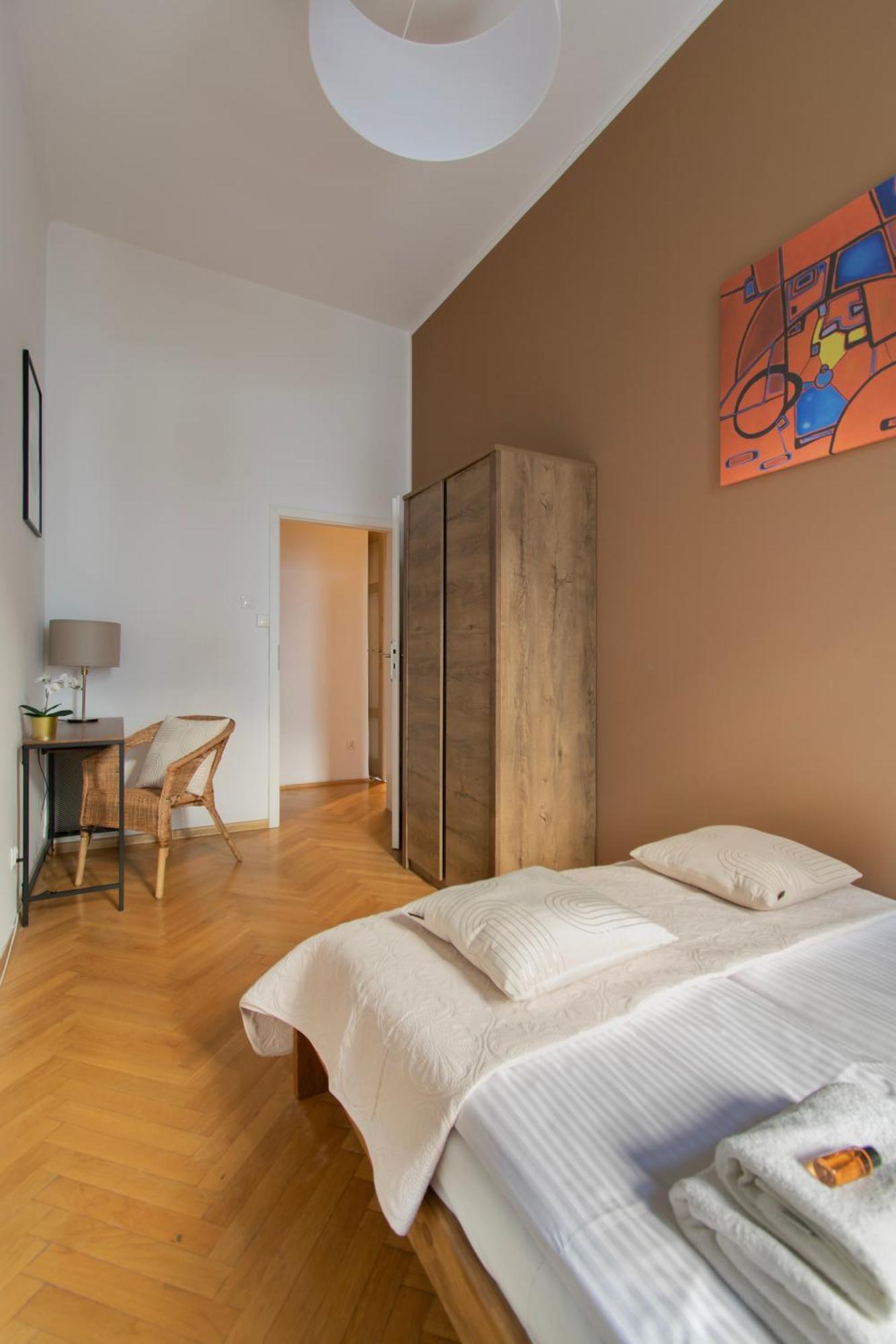 קרקוב Huge Apartments Smolensk Street מראה חיצוני תמונה